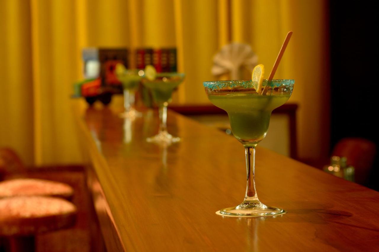 Hotel Chandela Khajurāho Esterno foto