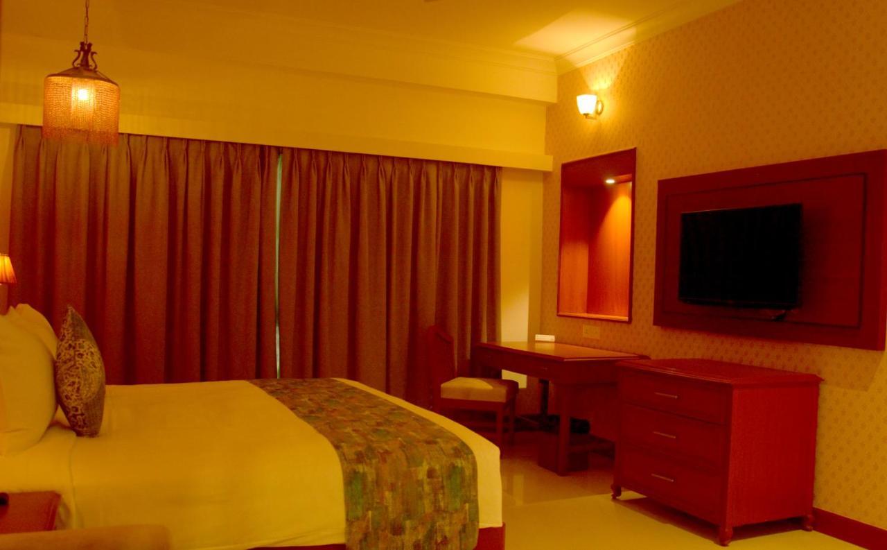 Hotel Chandela Khajurāho Esterno foto